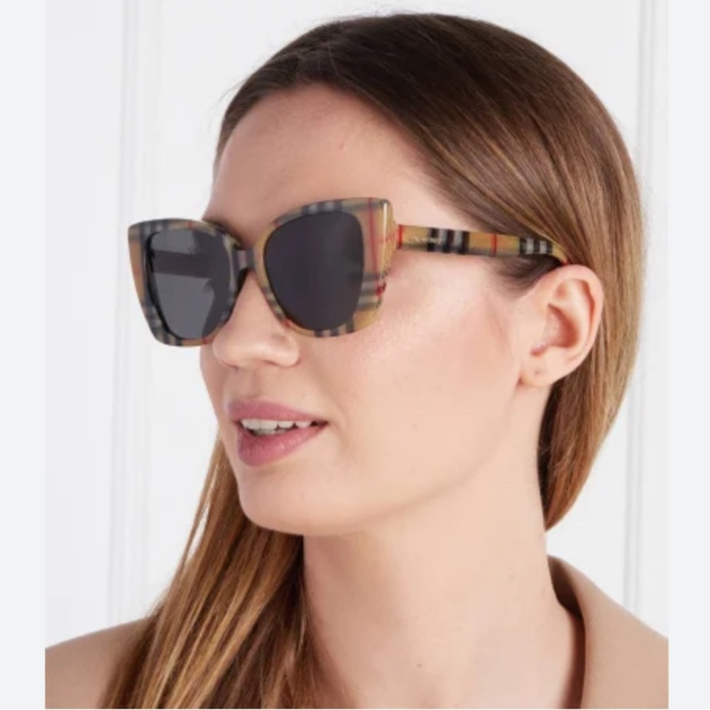 Burberry Sunglasses, New 235 - Picture 2 of 8